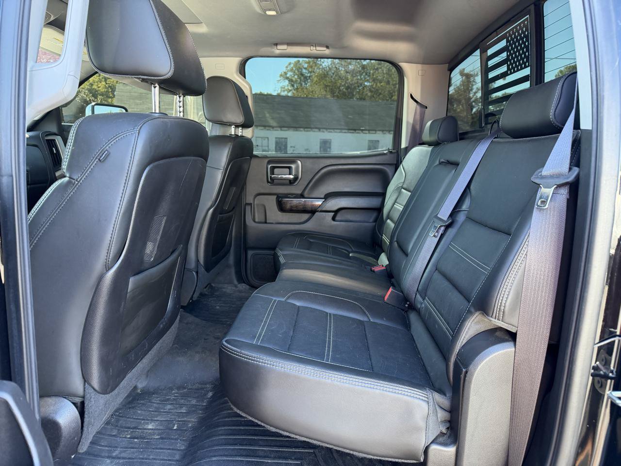 Used 2015 GMC Sierra 2500 Denali w/ Duramax Plus Package AWD/4WD image 11