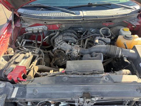 Used 2014 Ford F150 XLT w/ XLT Chrome Package image 20