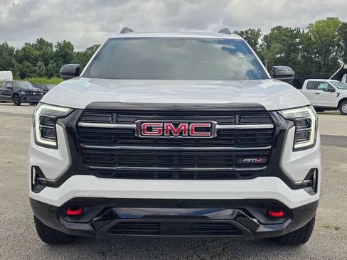 Used 2026 GMC Terrain AT4 AWD/4WD image 8