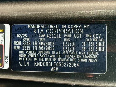 Certified 2025 Kia Niro EX FWD image 35