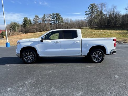 Used 2022 Chevrolet Silverado 1500 LT image 25