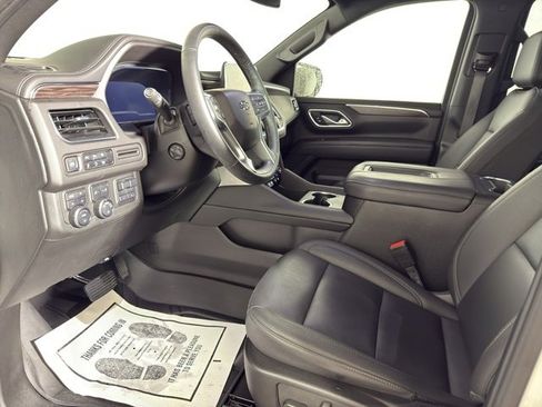 Used 2024 Chevrolet Tahoe Z71 w/ Z71 Off-Road Package image 13