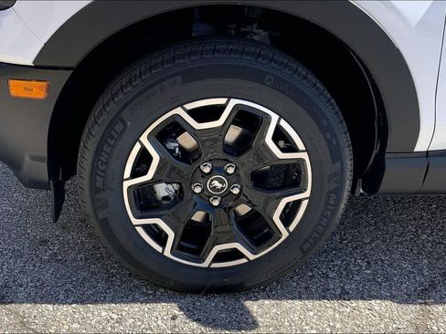 New 2026 Ford Bronco Sport Outer Banks AWD/4WD image 12