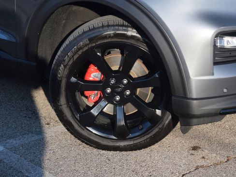 Certified 2023 Ford Explorer ST w/ Equipment Group 401A image 34