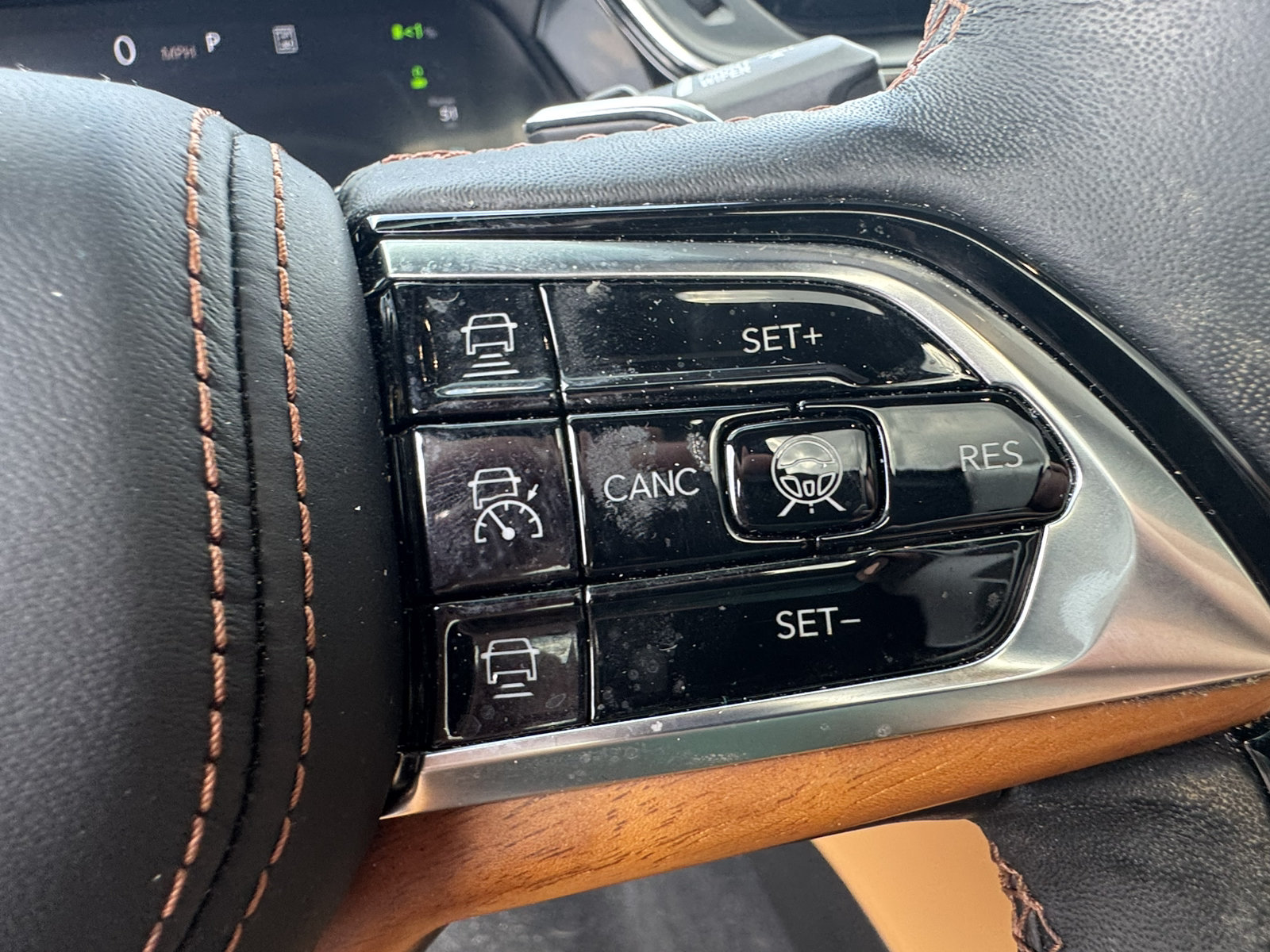 Used 2025 Jeep Grand Cherokee Summit AWD/4WD image 37