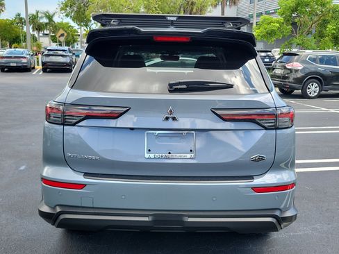 New 2026 Mitsubishi Outlander AWD image 5