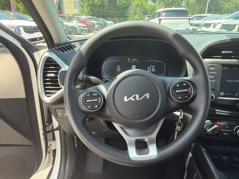 Certified 2024 Kia Soul LX w/ Option Group 015 FWD image 12