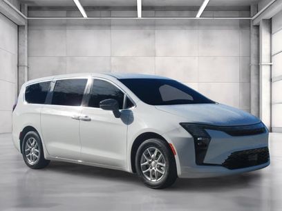 New 2027 Chrysler Pacifica Select
