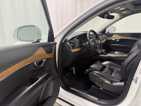 Used 2020 Volvo XC90 T6 Inscription image 12