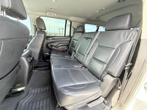 Used 2020 GMC Yukon XL SLE RWD image 11
