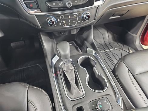 Certified 2023 Chevrolet Traverse LT w/ LPO, Floor Liner Package image 34