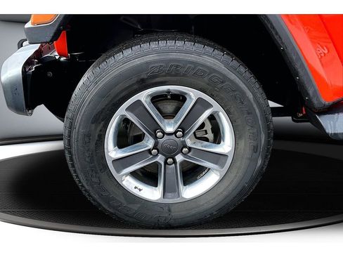 Used 2020 Jeep Wrangler Unlimited Sahara w/ Uconnect 4C Nav & Sound Group image 9