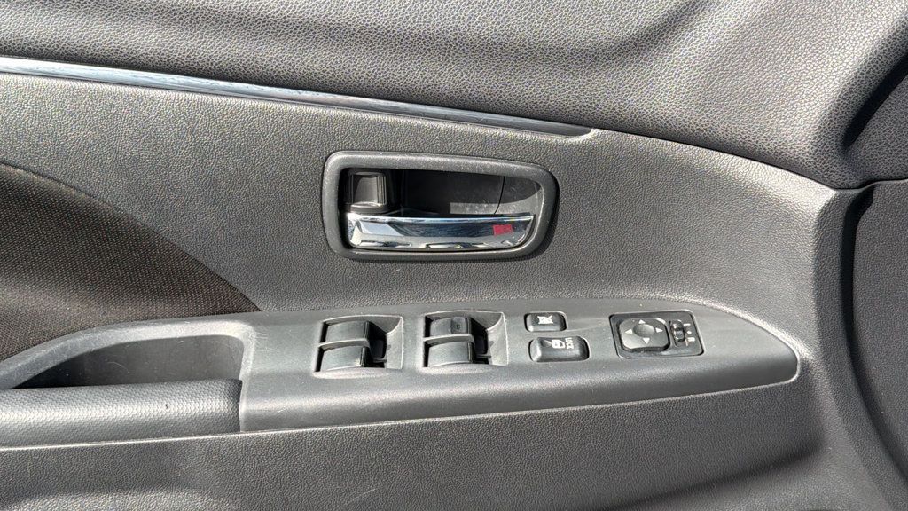 Used 2024 Mitsubishi Outlander Sport ES AWD/4WD image 22