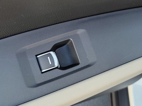 Certified 2024 Honda Accord EX image 15