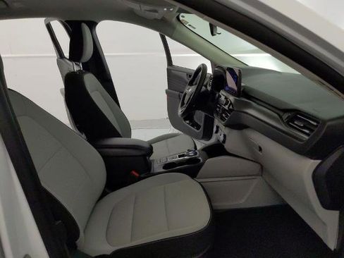 Certified 2025 Ford Escape Active FWD image 21