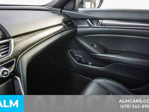 Used 2018 Honda Accord Sport image 39