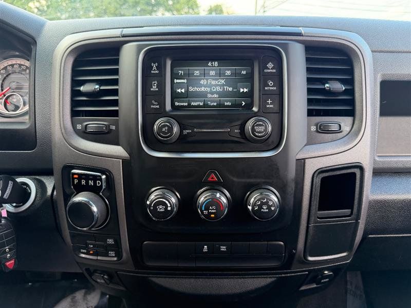 Used 2018 RAM 1500 Express AWD/4WD image 22
