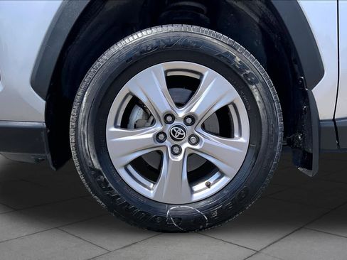 Used 2023 Toyota RAV4 XLE w/ Convenience Package FWD image 11