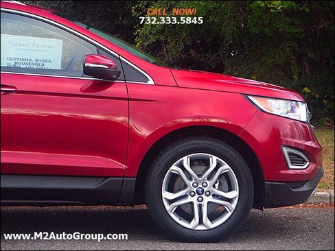 Used 2018 Ford Edge Titanium w/ Technology Package image 27