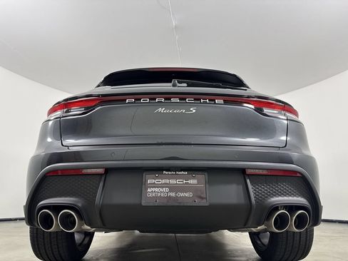 Certified 2025 Porsche Macan S AWD/4WD image 19