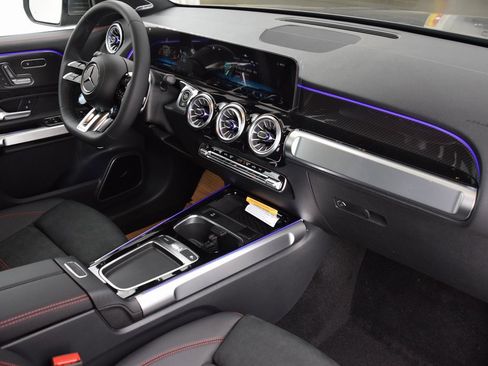 New 2025 Mercedes-Benz GLB 35 AMG 4MATIC image 14