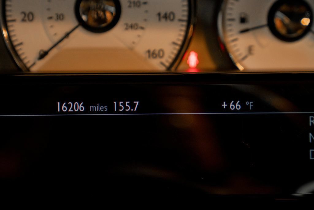 Used 2010 Rolls-Royce Ghost RWD image 39