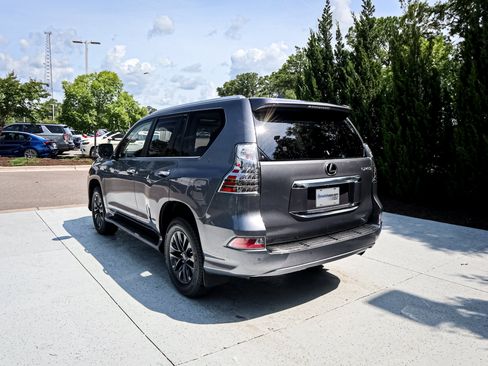 Used 2023 Lexus GX 460 Premium w/ Premium Package AWD/4WD image 8