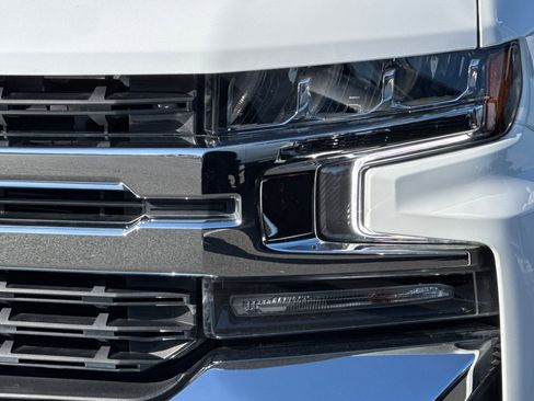 Used 2022 Chevrolet Silverado 1500 LT image 47