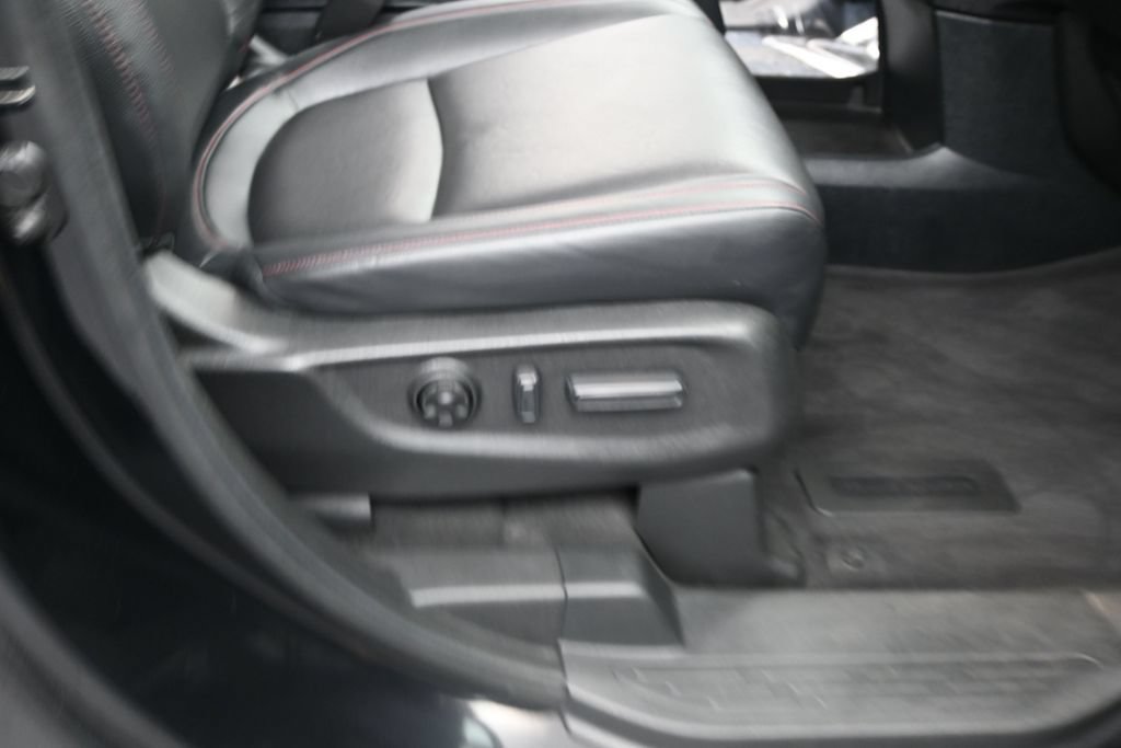Used 2024 Honda Odyssey Sport image 11