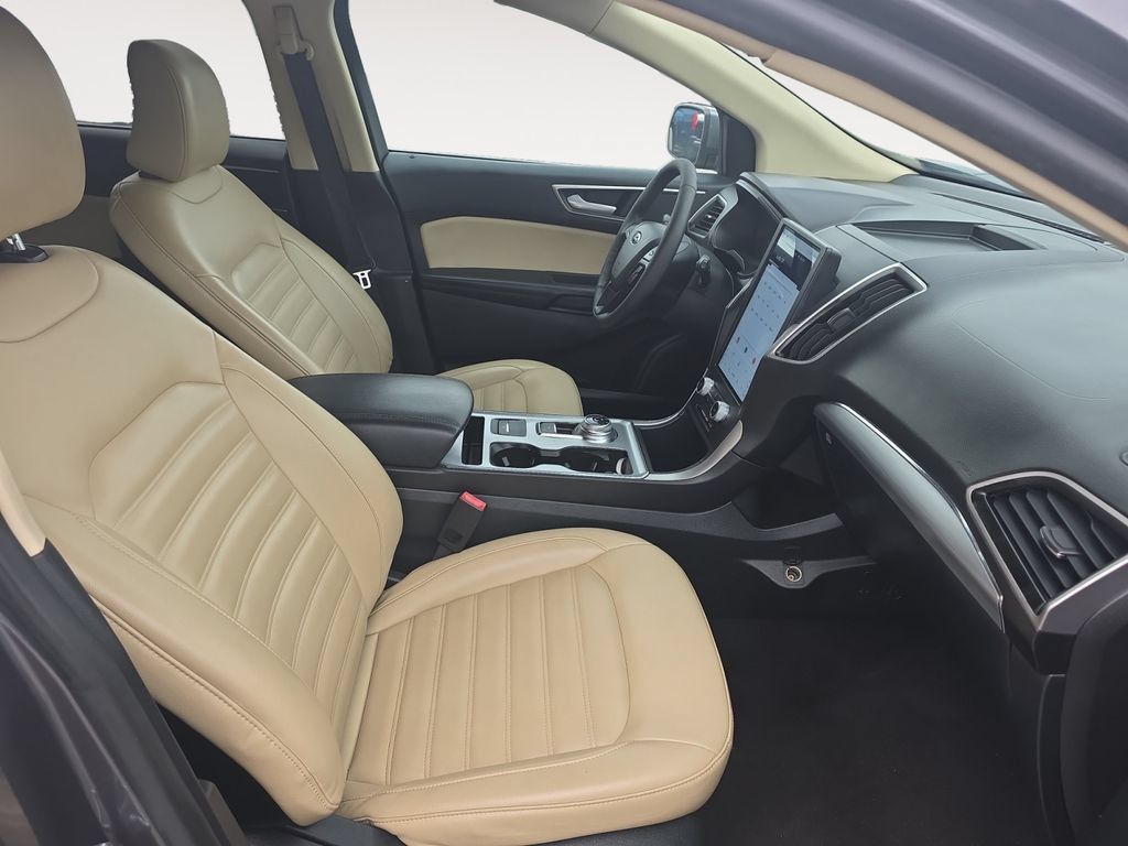 Used 2022 Ford Edge SEL AWD/4WD image 15