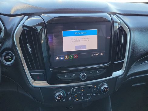 Used 2021 Chevrolet Traverse RS image 22