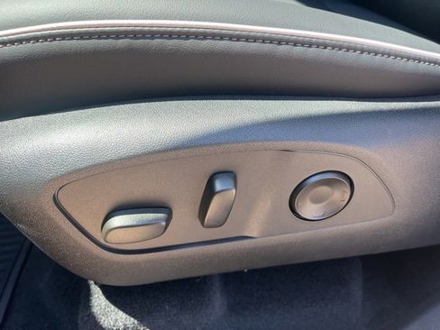 New 2026 Buick Enclave Preferred w/ LPO, All-Weather Package image 16