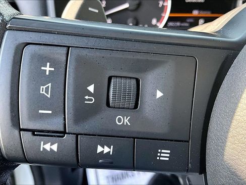 Used 2023 Nissan Rogue S image 10