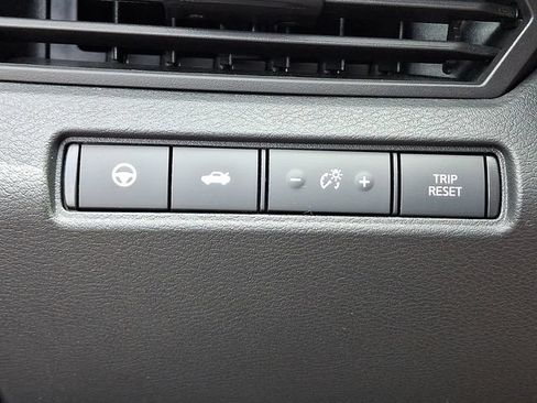 Used 2022 Nissan Altima 2.5 SL FWD image 25