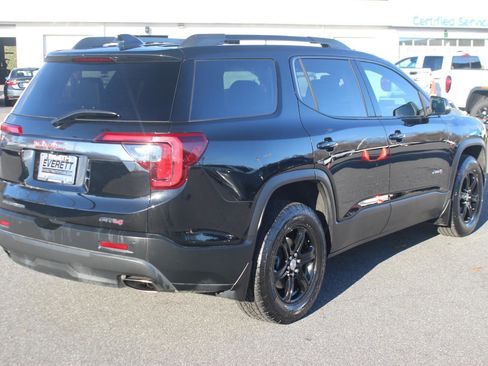 Used 2022 GMC Acadia AT4 w/ Technology Package image 7