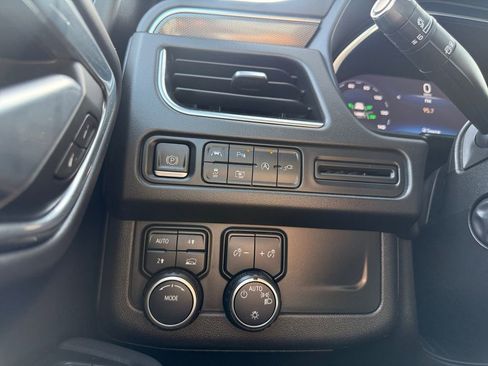 Used 2022 Chevrolet Tahoe RST w/ Luxury Package image 22