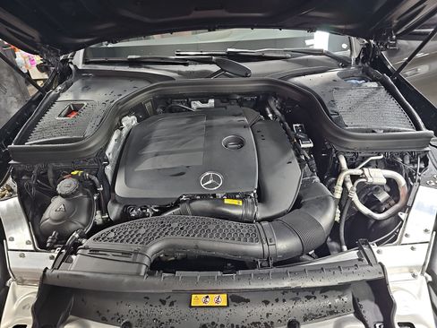 Used 2023 Mercedes-Benz GLC 300 4MATIC Coupe image 32
