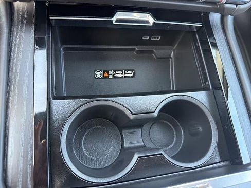 Used 2025 GMC Yukon AT4 Ultimate w/ LPO, Floor Liner Package AWD/4WD image 39