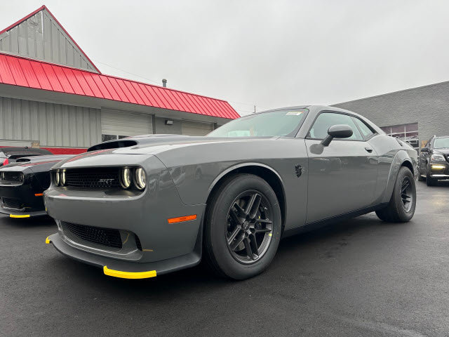 Used 2023 Dodge Challenger SRT Hellcat Redeye RWD image 8