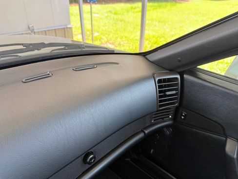 Used 1988 Porsche 944 Coupe RWD image 27
