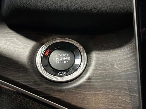 Used 2023 Jeep Grand Cherokee 4WD 4xe image 23