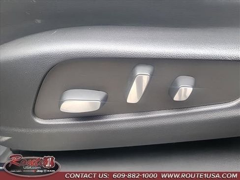 Used 2022 Cadillac XT5 Sportv image 37