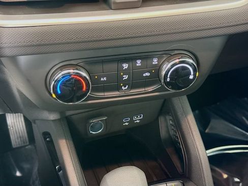 New 2026 Chevrolet TrailBlazer LS w/ LS Convenience Package AWD/4WD image 17