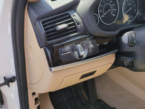 Used 2015 BMW X3 xDrive28i image 16