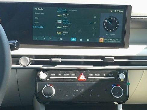 Used 2026 Hyundai Tucson SEL image 12