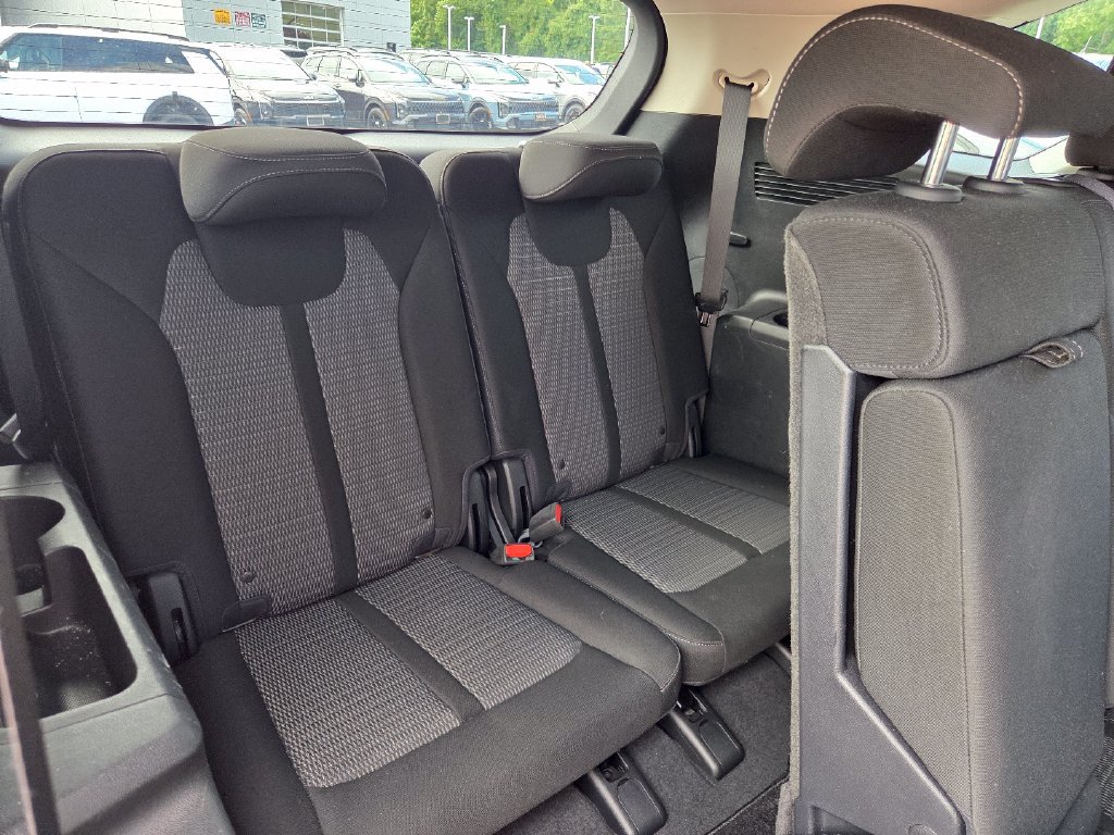 Used 2023 Kia Sorento LX AWD/4WD image 32
