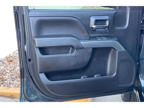 Used 2018 Chevrolet Silverado 1500 LT w/ All Star Edition RWD image 11