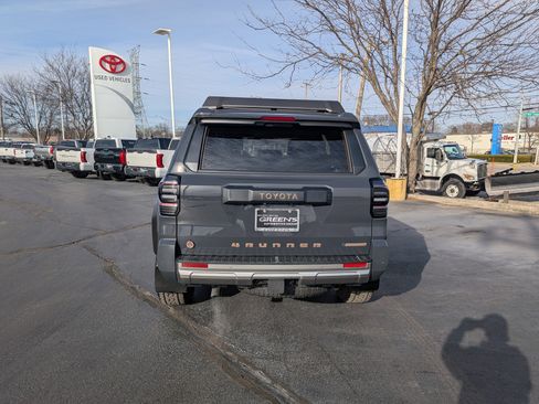Certified 2025 Toyota 4Runner Trailhunter image 6