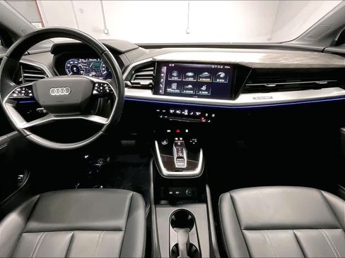 Used 2023 Audi Q4 e-tron Premium Plus w/ Premium Plus image 16