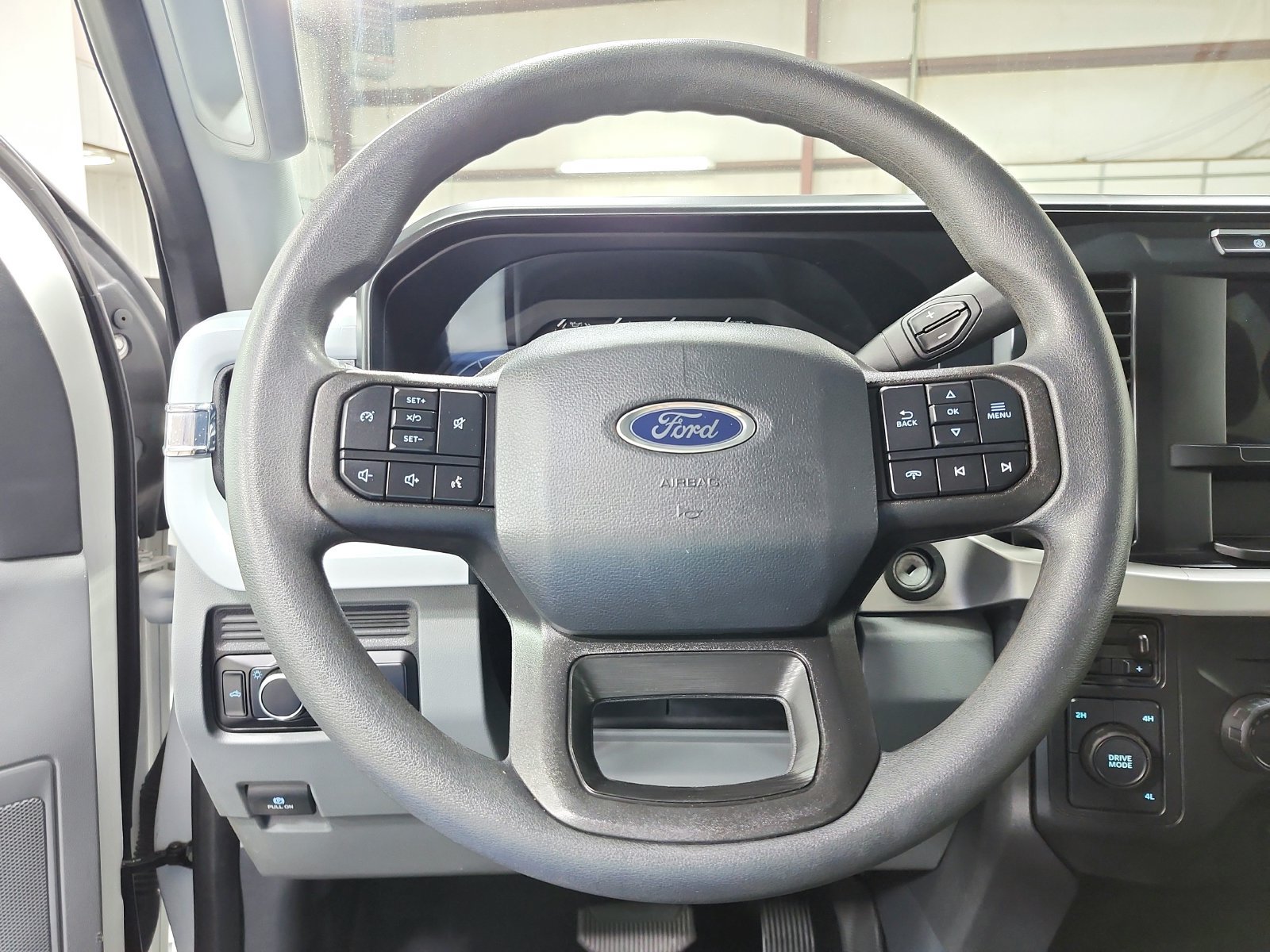 Used 2024 Ford F350 XL w/ FX4 Off-Road Package AWD/4WD image 13